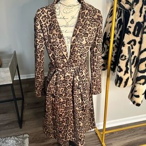 AKIRA Cheetah Duster